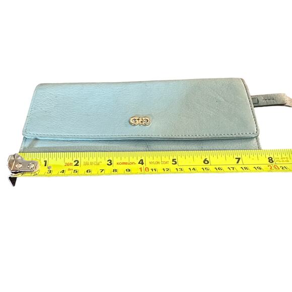 Cole Haan wallet in a pale green - Picture 4 of 7